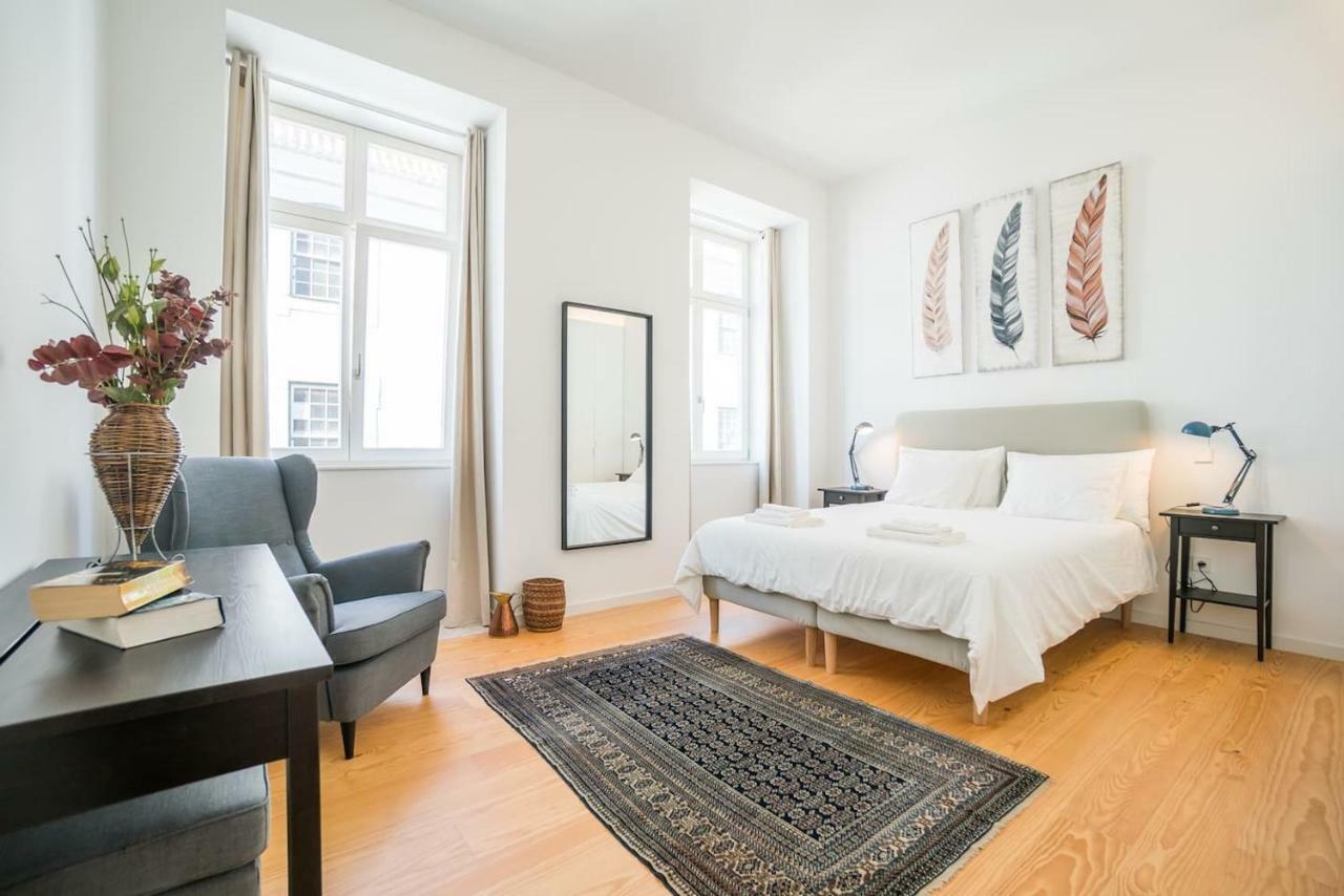 Spacious & Bright In Cais Sodre * Lisboa