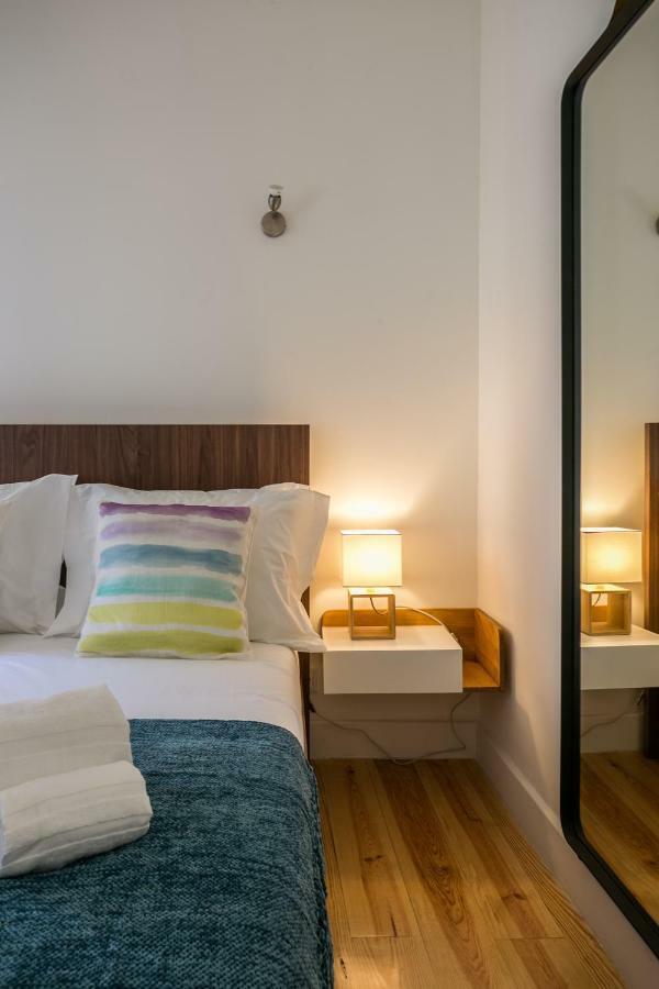 Hip Tailor Made Flat In Bairro Alto Appartement