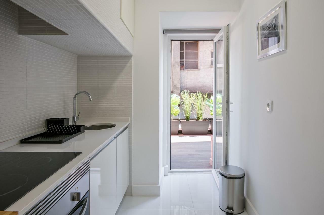 Hip Tailor Made Flat In Bairro Alto *