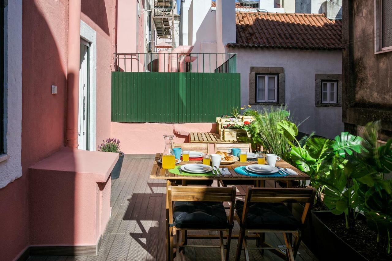 Hip Tailor Made Flat In Bairro Alto Appartement