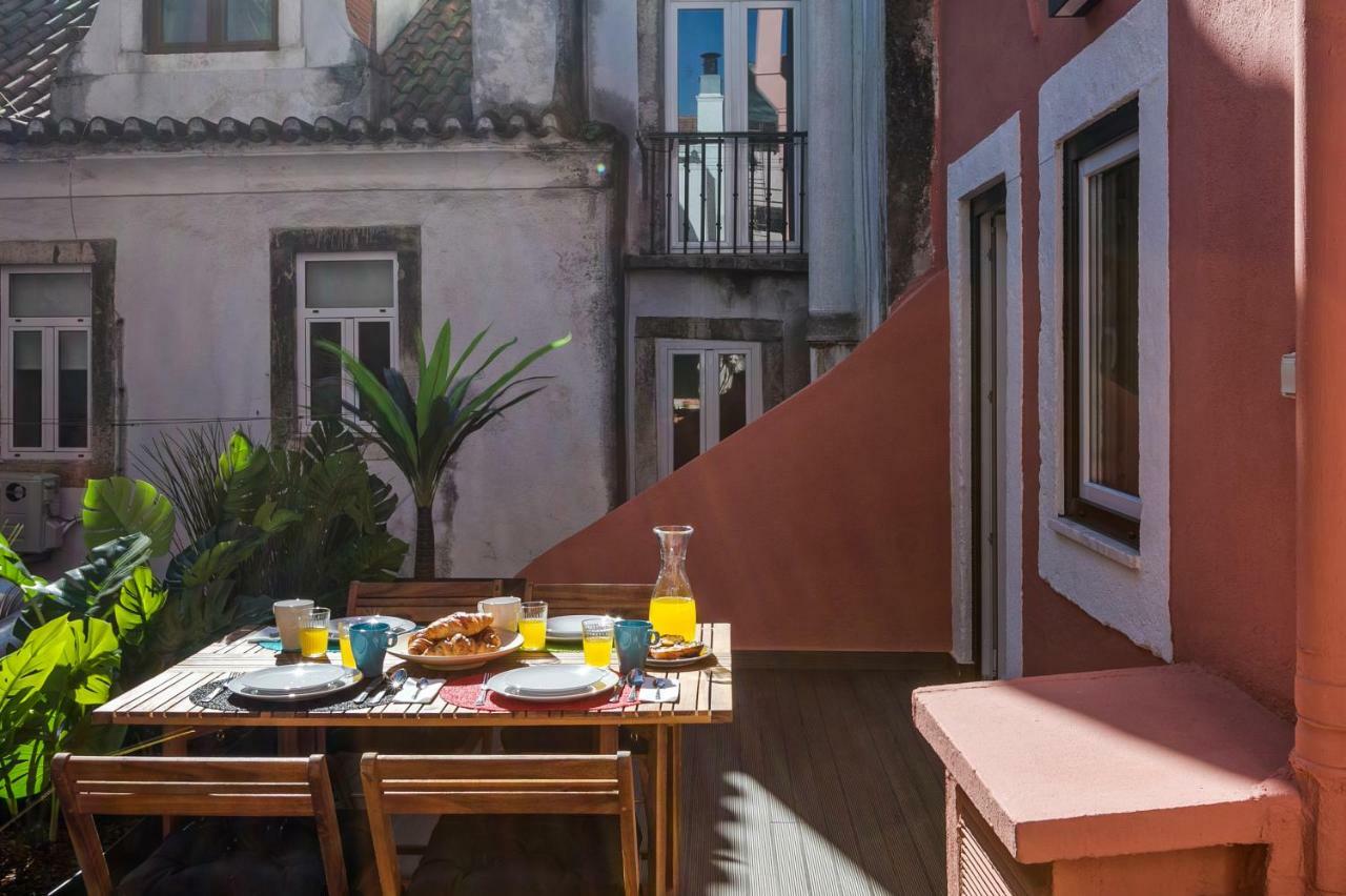 Hip Tailor Made Flat In Bairro Alto Appartement Lisboa