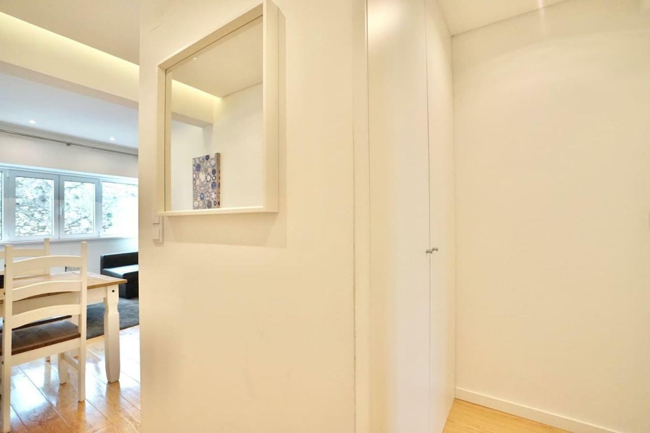 Stunning Graca Riverview Flat