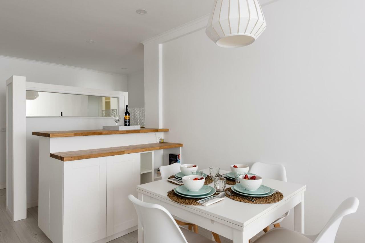Appartement Light-filled, Fully Renovated Near Belém, By Timecooler Lisboa
