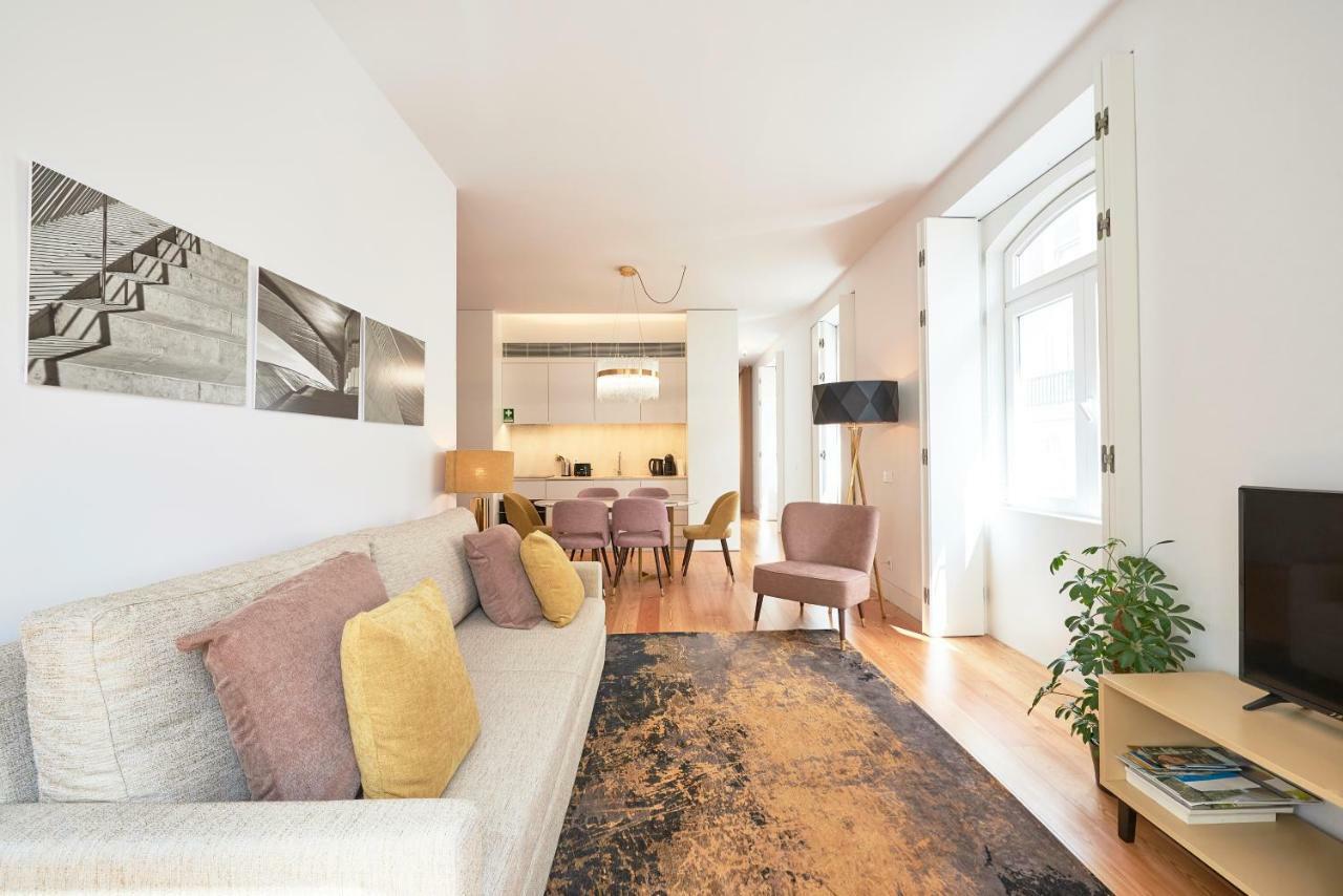 Ouro Grand By Level Residences Apartment *