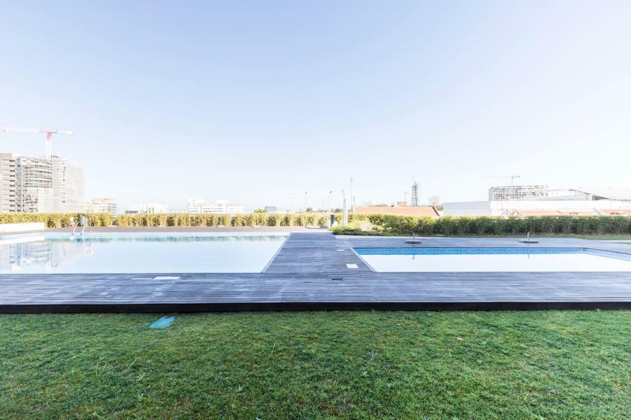 Apartamento Amazing Flat - Pool And Parking Lisboa