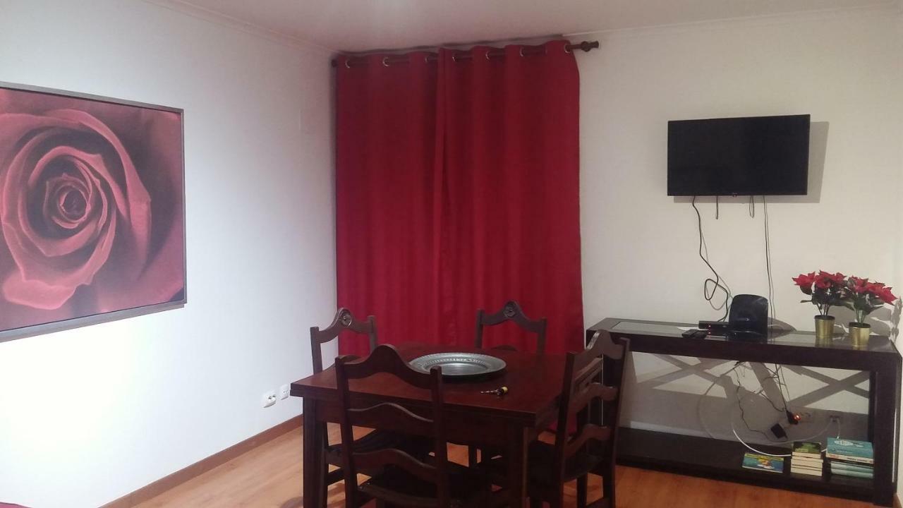 Appartement Encarnacao Metro 1/2 Lissabon
