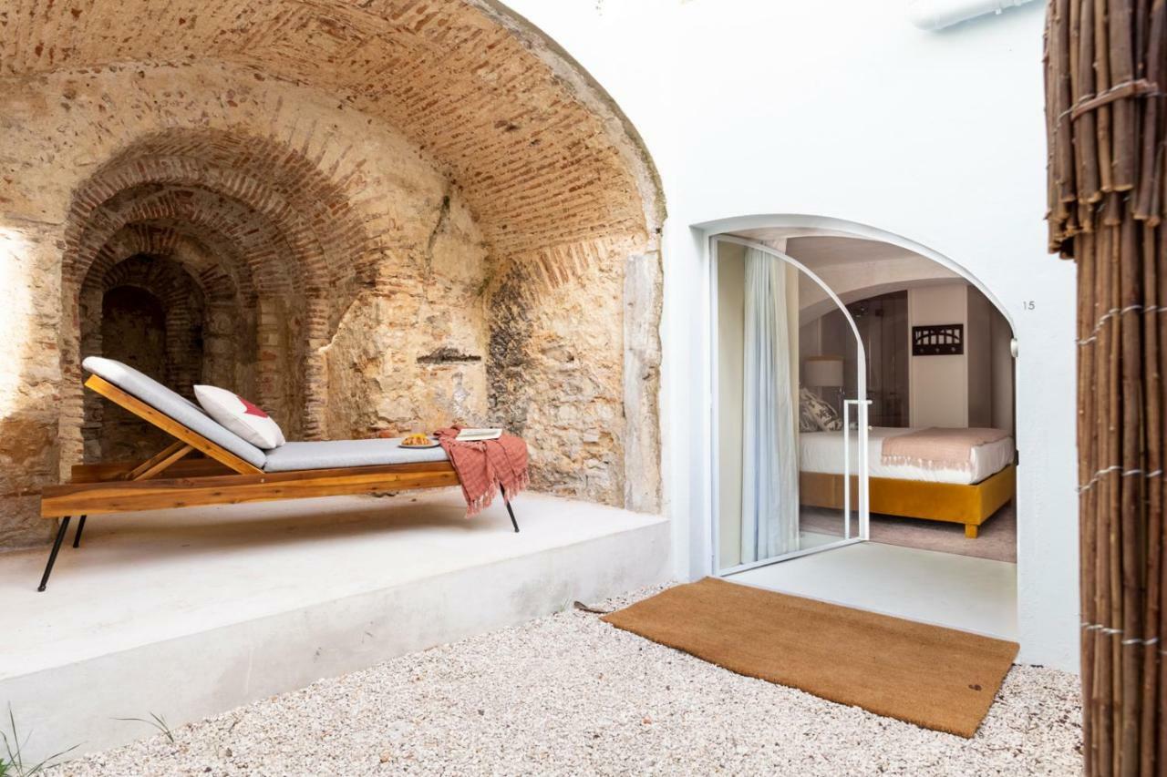 Archi-pelago Alfama Design Gasthof 2*