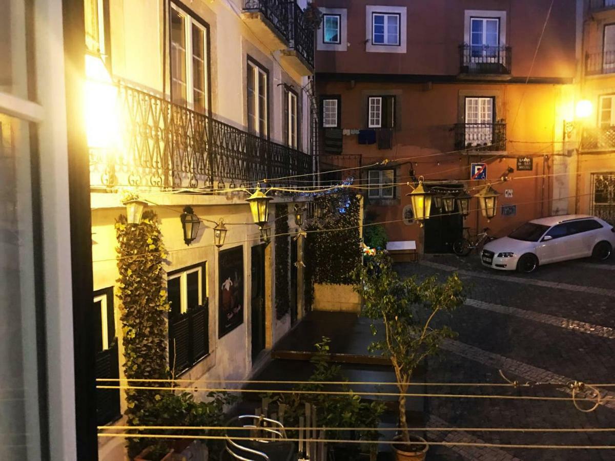 Apartment The Spot In Alfama Lissabon