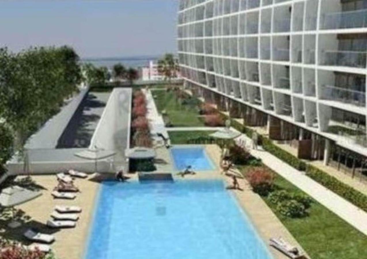 Metro&pool
