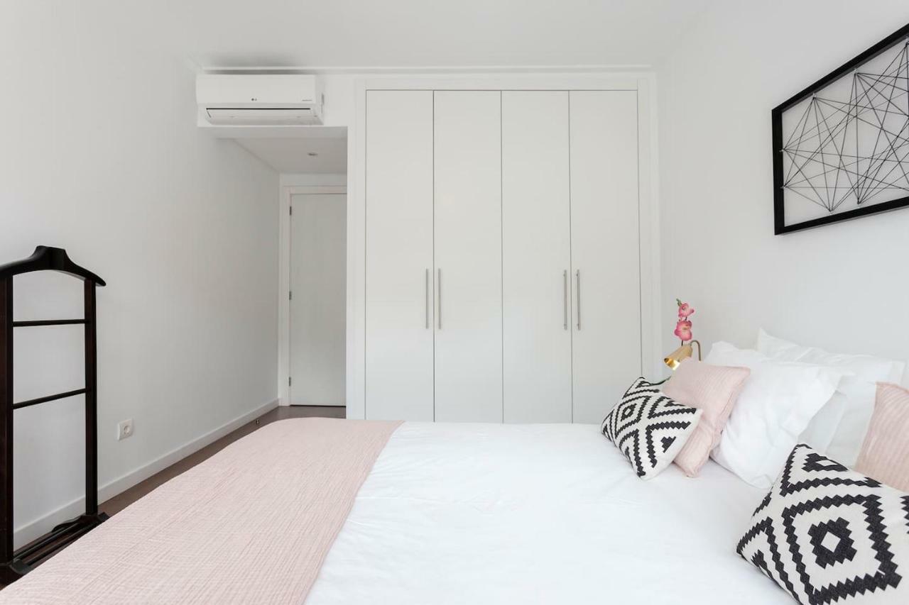 Metro&pool Appartement *