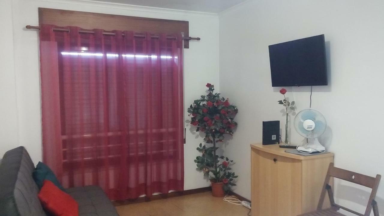 Telheiras Appartement *