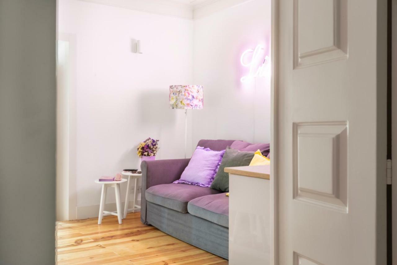 Altido Chic 1br Apt With Balcony Close By Graça Viewpoint&tram Stops Appartement Lisboa