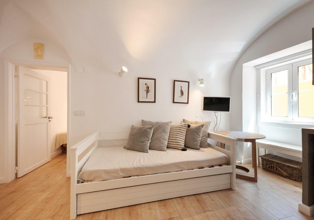 Hidden Gem In Prazeres - Self Check-in - Lx Factory Apartment Lissabon