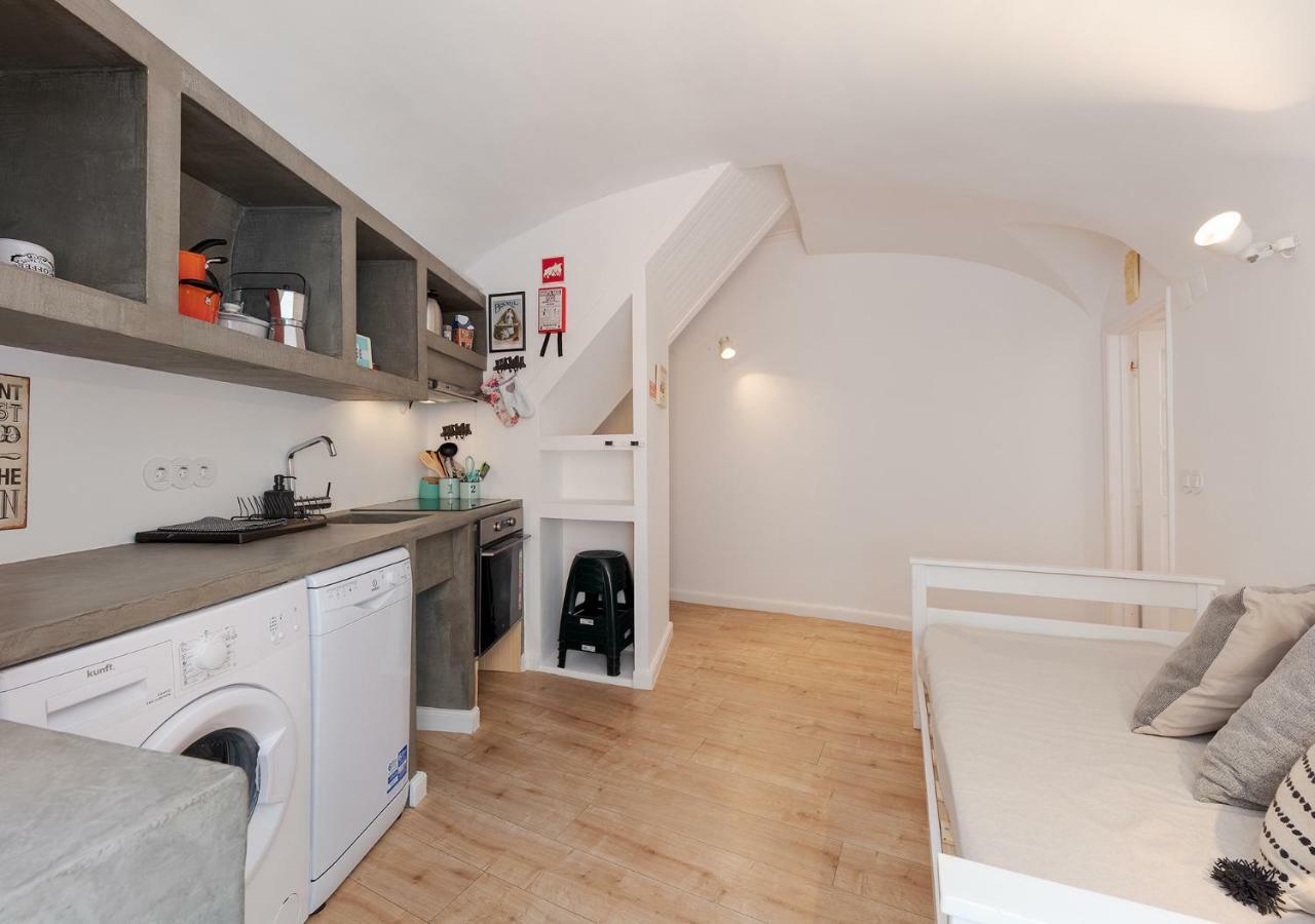 Apartment Hidden Gem In Prazeres - Self Check-in - Lx Factory *