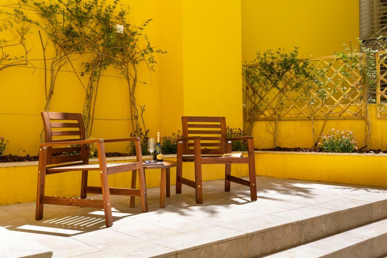 Altido Bright And Elegant 1br With Workspace And Huge Terrace In Pena, Close By Viewpoint Lisbon