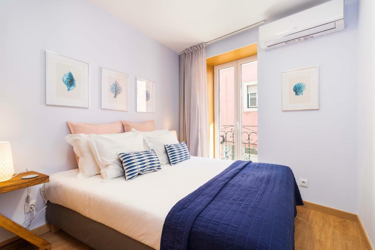 Apartment Perfect, Cool, Aircon, 2 Beds 2 Bath Location *