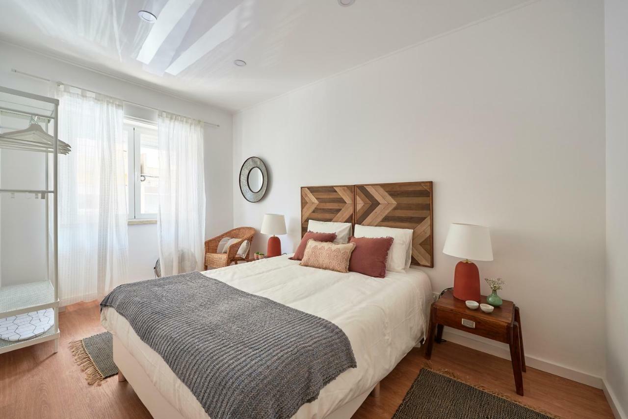 Belem Light Filled Apartment, By Timecooler *