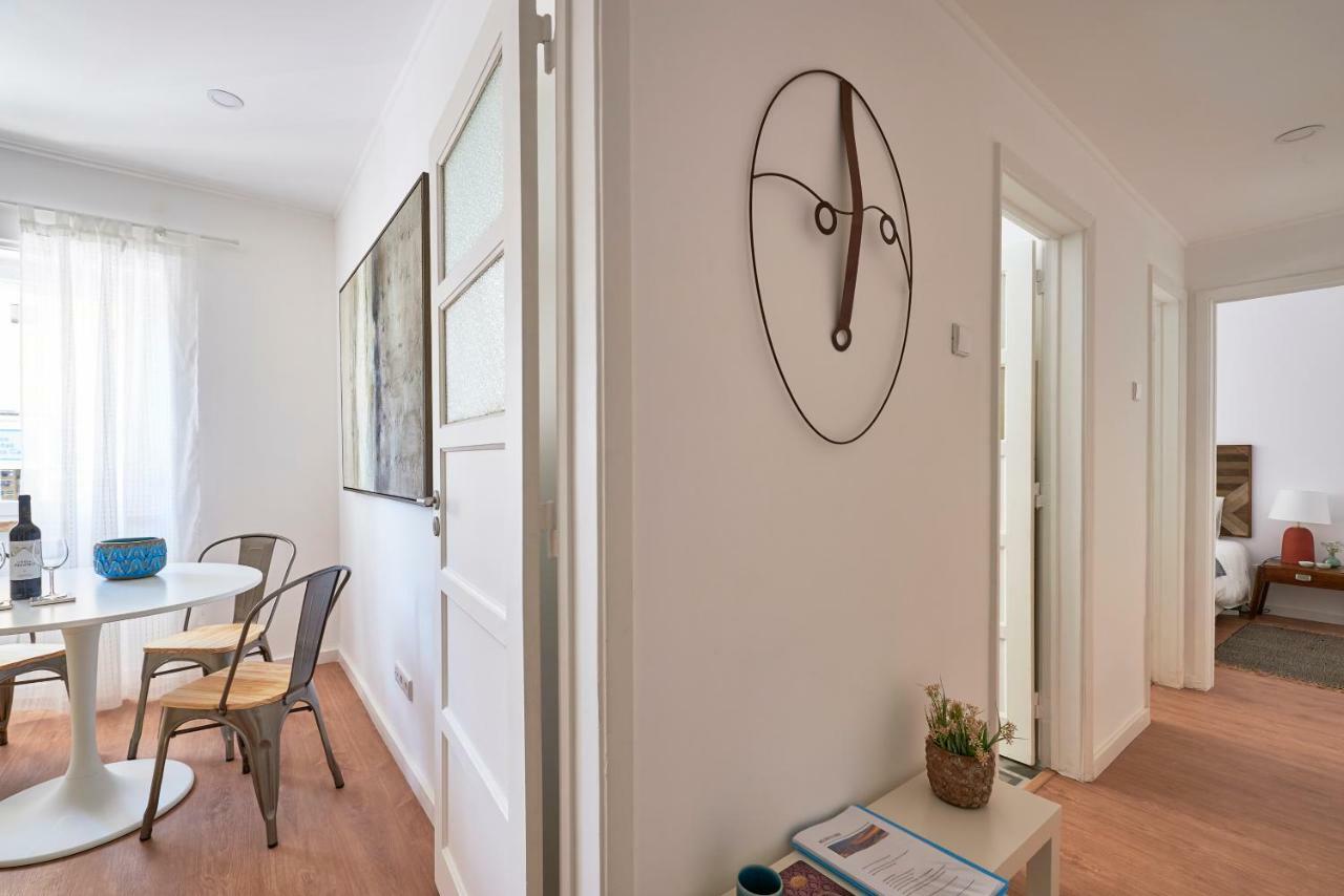 Belem Light Filled Apartment, By Timecooler Apartment
