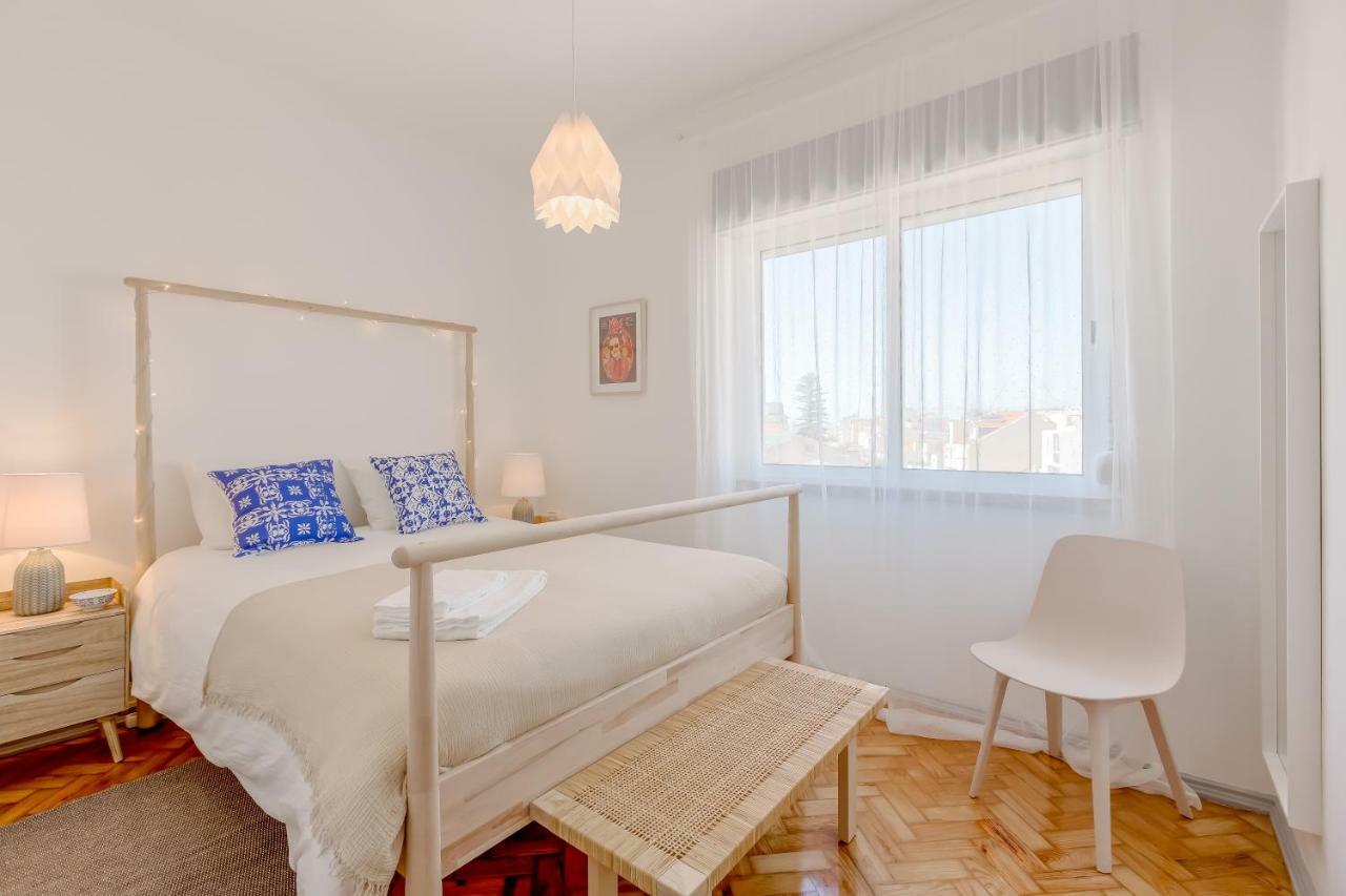 Renovated Sunny With Amazing Sunset Balcony , By Timecooler Apartment