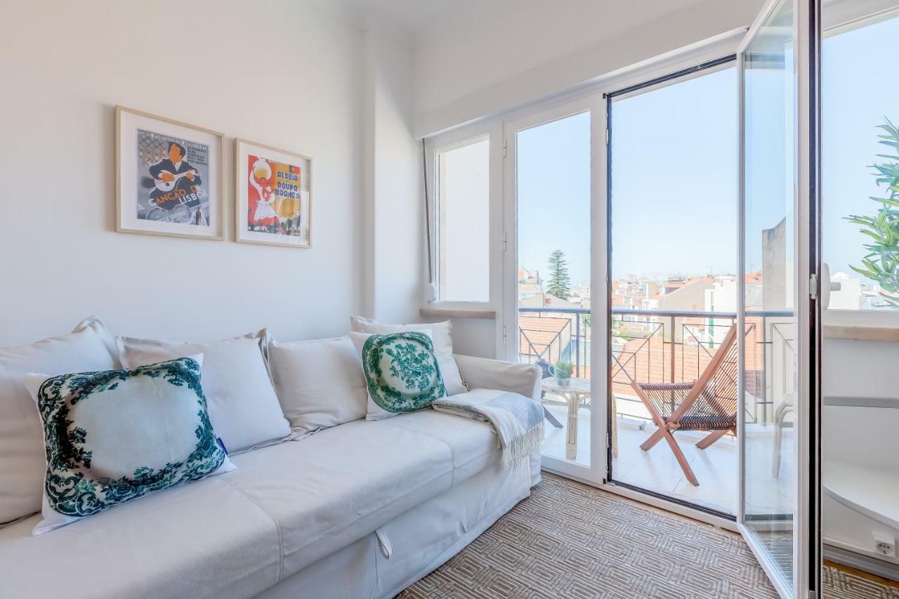 Renovated Sunny With Amazing Sunset Balcony , By Timecooler Apartment *