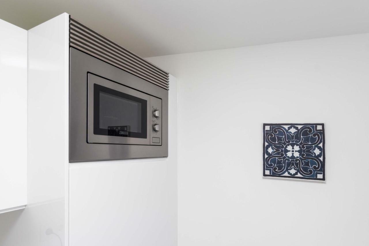 Perfect, Cool, Aircon, 2 Beds 2 Bath Location Lissabon