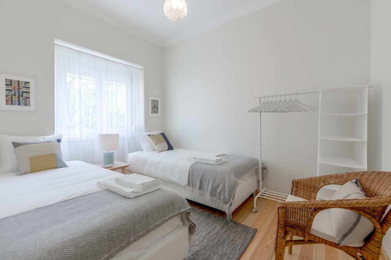 Sunny, Bright And Quiet Apartment, By Timecooler Lisbon