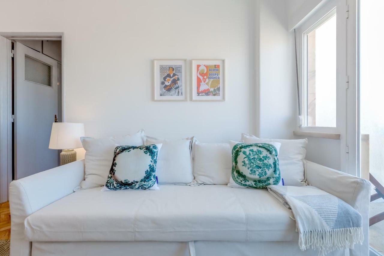 Renovated Sunny With Amazing Sunset Balcony , By Timecooler * Lissabon