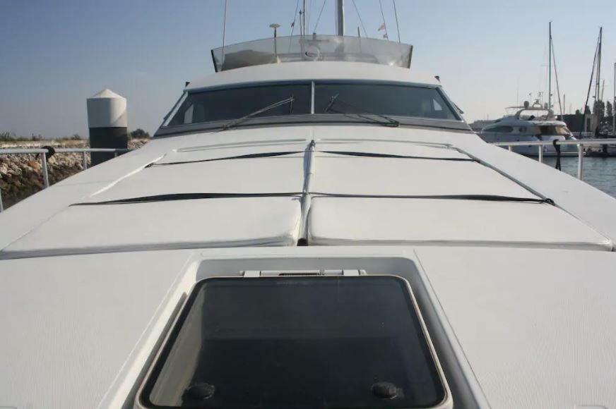 Beautiful&magnific Yacht For 6 Persons