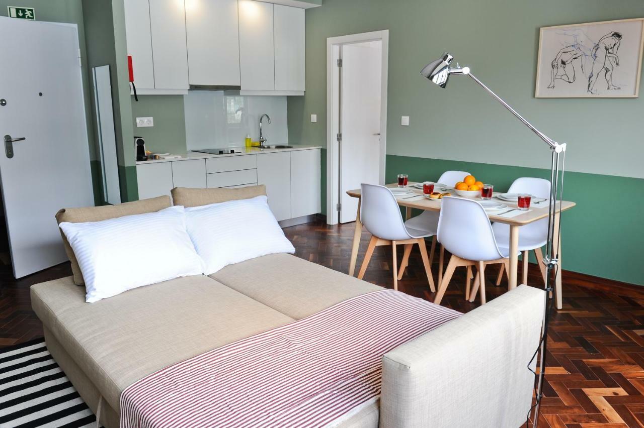Cosmopolitan Comfort In 4a- By Misha's Place Appartement *