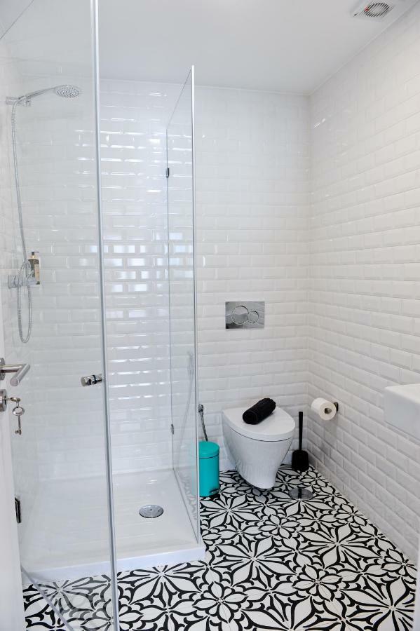 Apartment Cosmopolitan Comfort In 4a- By Misha's Place Lisbon