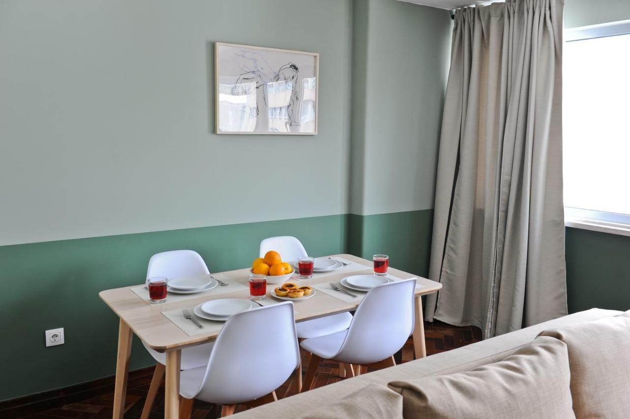 Appartement Cheers To By Misha's Place 5a