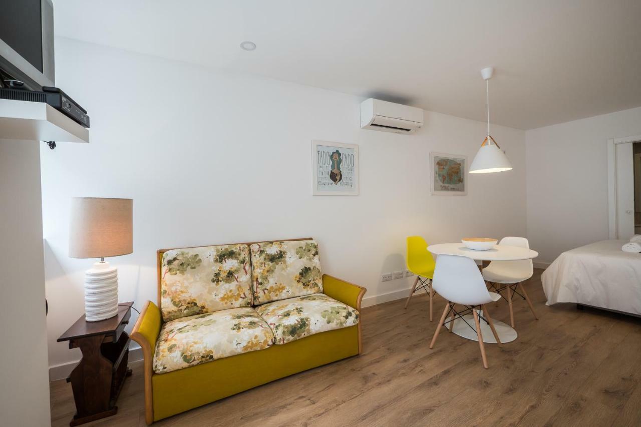 Castle Terrace Exclusive - By The Castle Apartment *