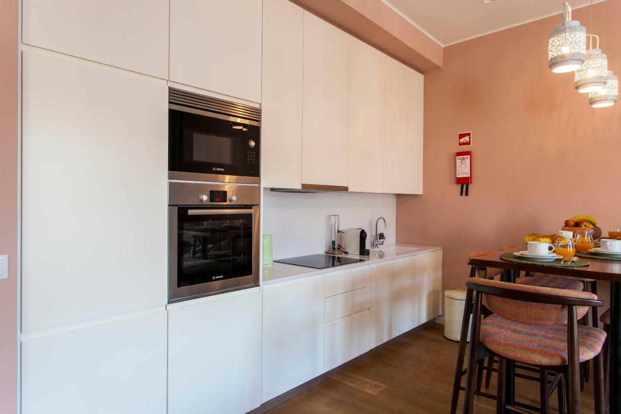Joivy Sublime 2br On Restauradores Square Nearby Rossio Station