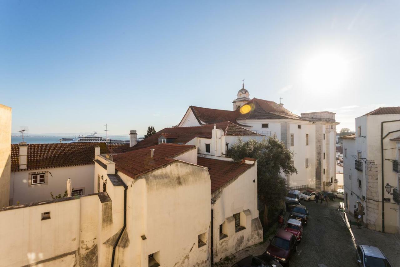 Alfama Cozy Two-bedroom W/ River View - By Lu Holidays * Lissabon