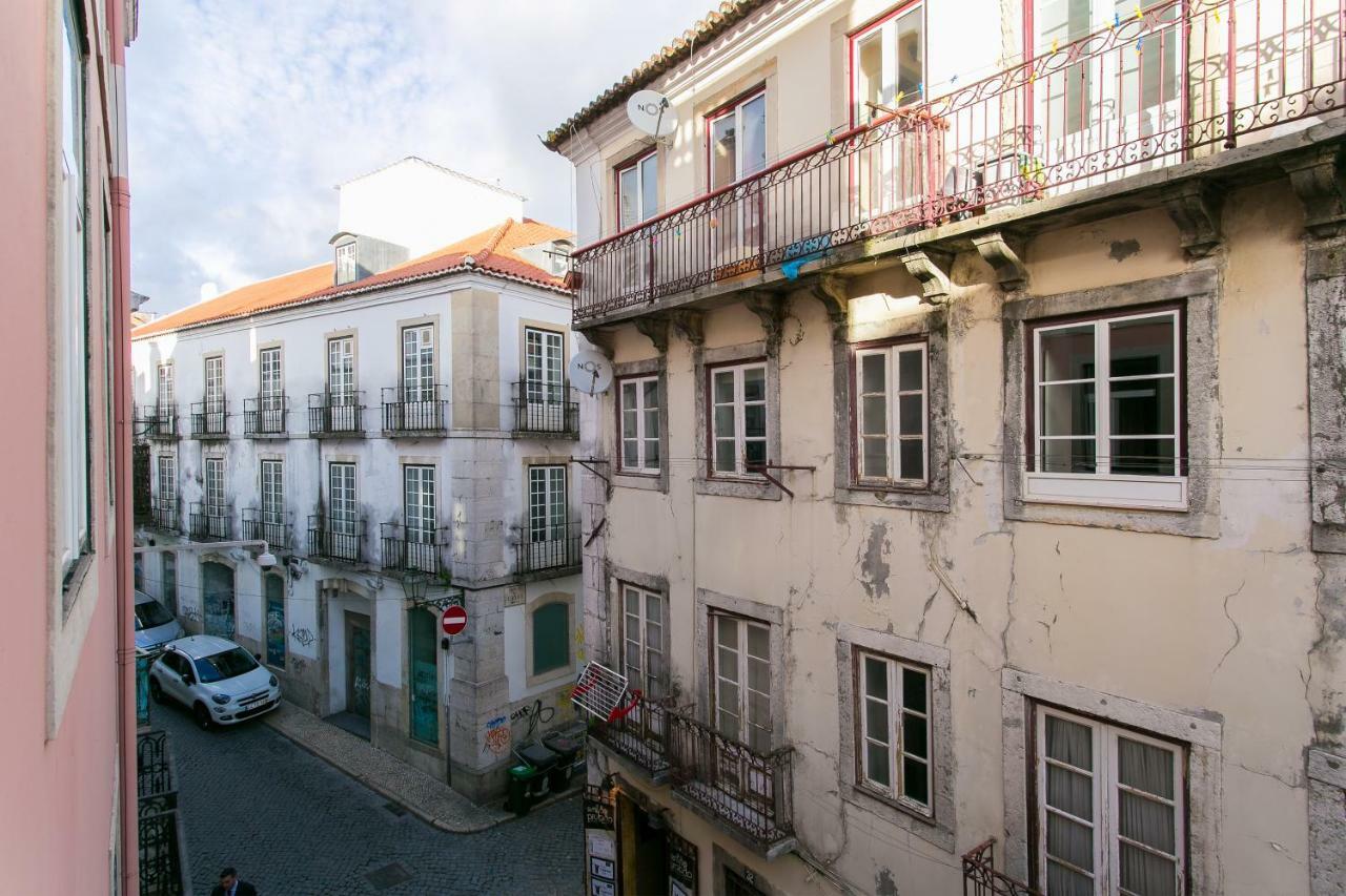 Apartment Joivy Splendid 2br Flat In Bairro Alto, Nearby Luis De Camoes Square Lisbon