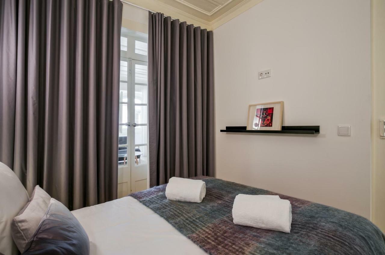 Hip Tailor Made Flat In Bairro Alto Appartement *