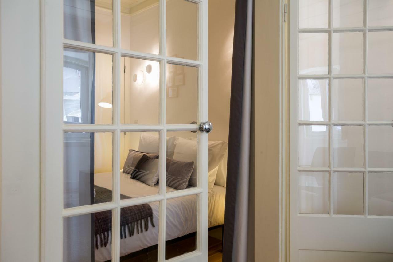 Hip Tailor Made Flat In Bairro Alto Lisboa