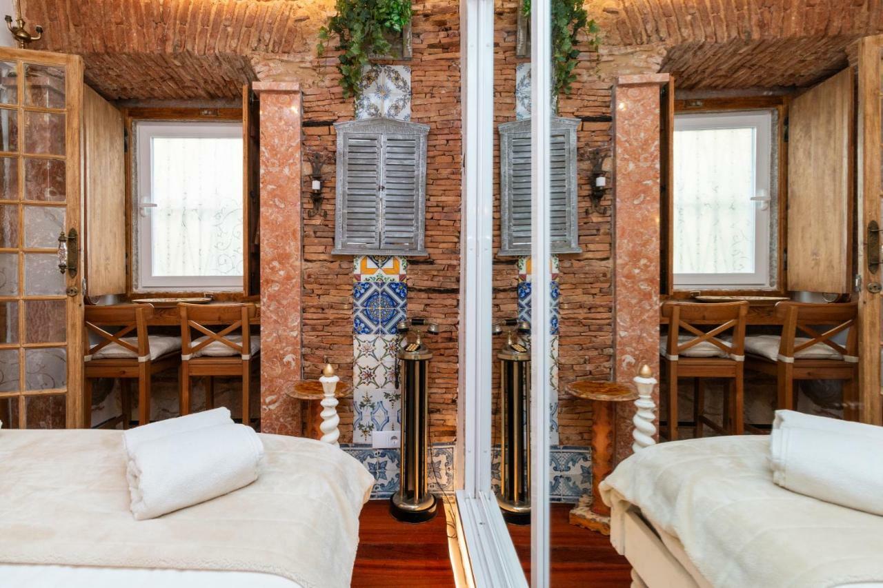 Romantic Medieval Apartment Lissabon