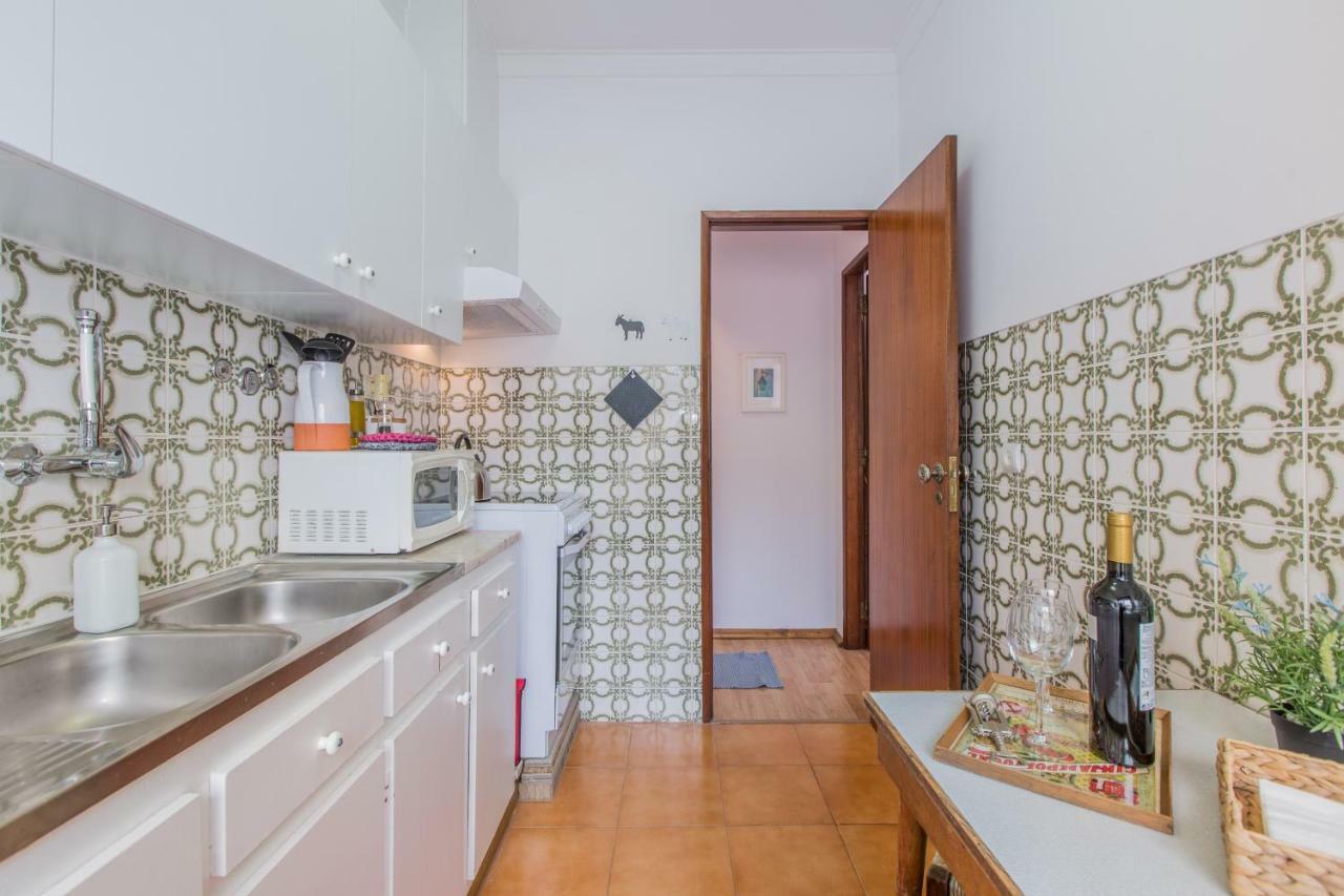 Light Filled Apartment, By Timecooler Appartement Lissabon