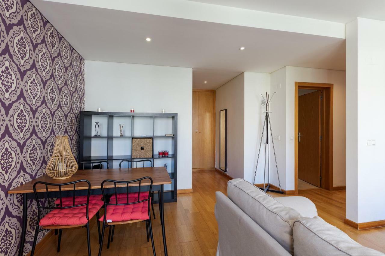 Riverside Luxury Expo Near The Airport Appartement *