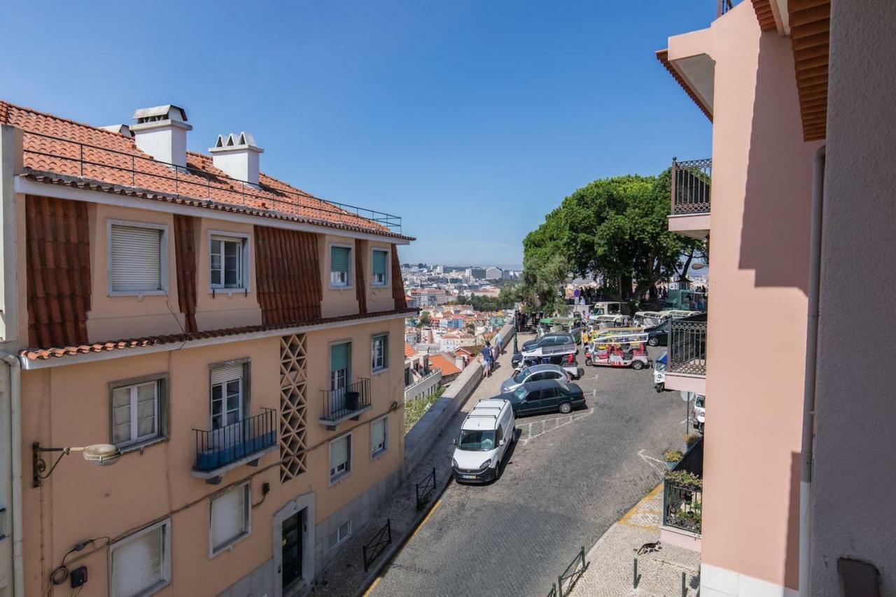 Lovelystay - Sunshine In The Heart Of Graca Apartment *