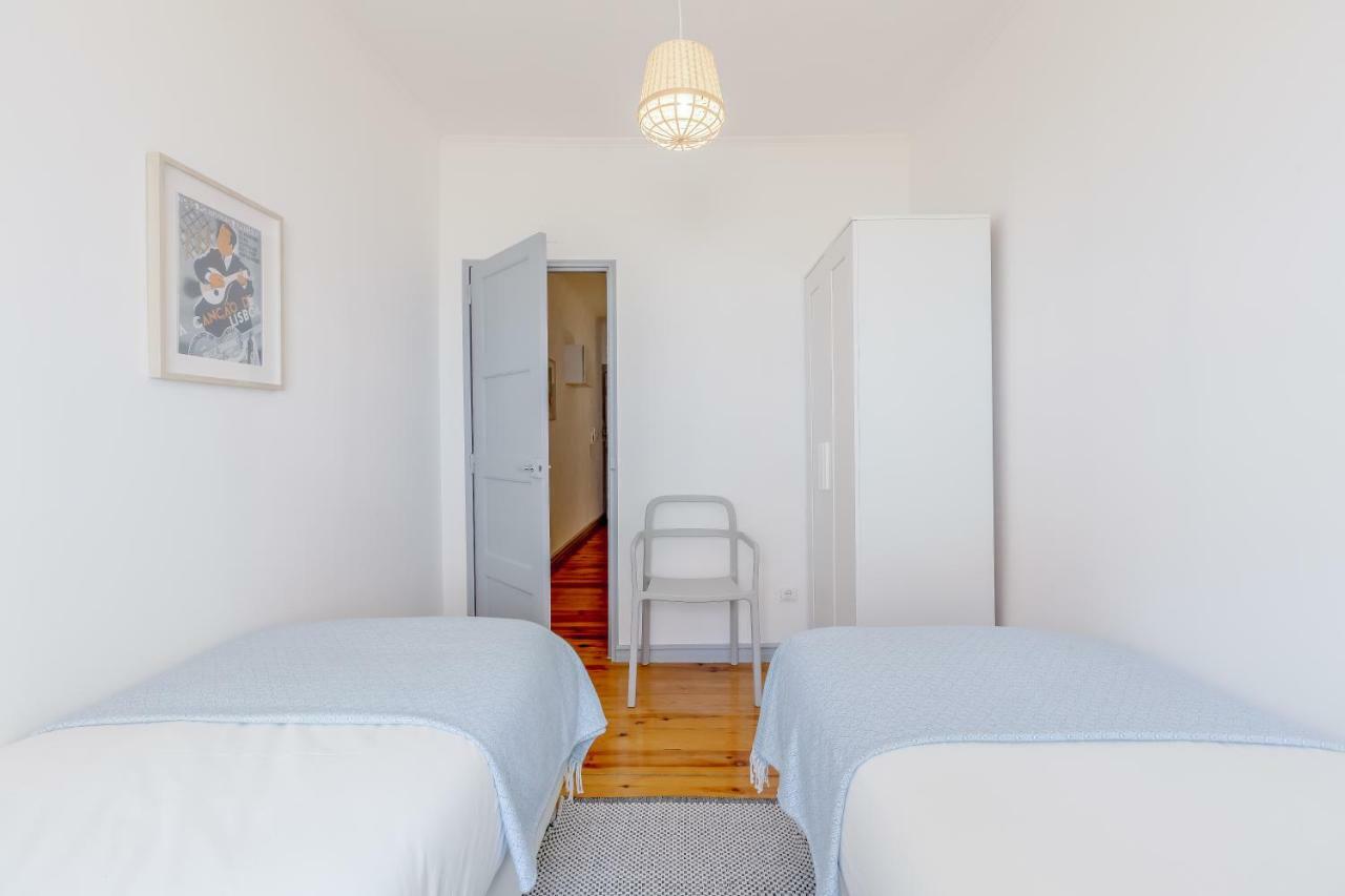 Bright & Spacious Alfama Apartment, By Timecooler Apartamento Lisboa