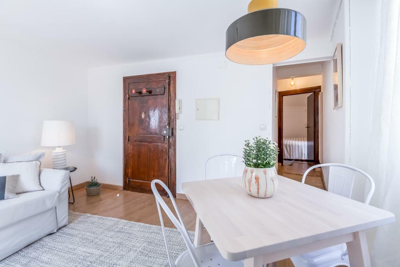 Light Filled Typical At Alfama, By Timecooler Appartement Lisboa