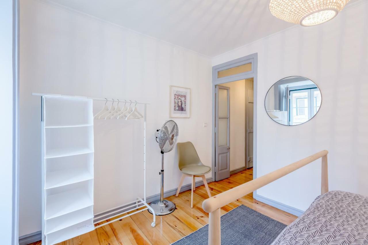 Alfama, Bright And Spacious With Private Terrace, By Timecooler Lisboa