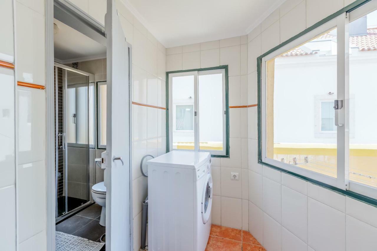 Bright & Spacious Alfama Apartment, By Timecooler Apartamento Lisboa