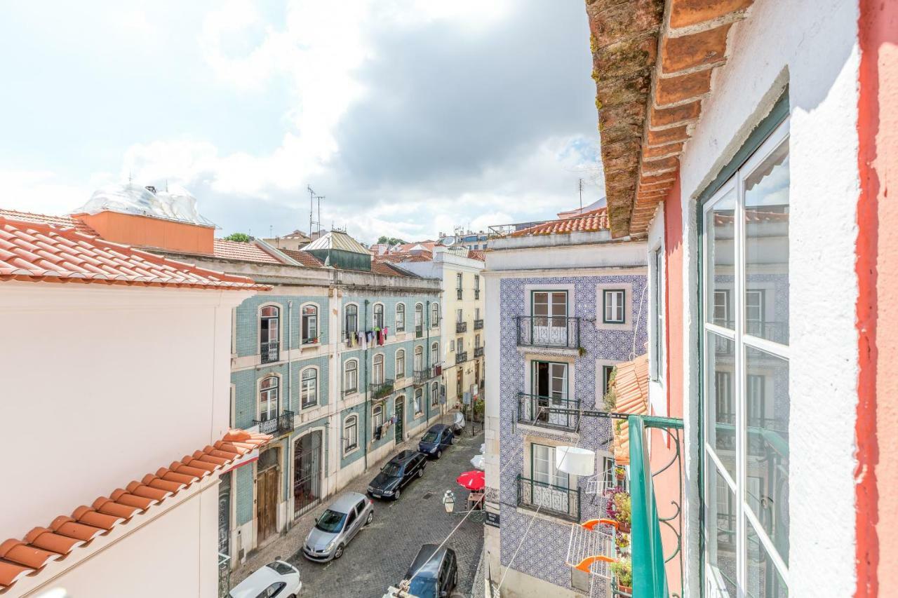 Appartement Light Filled Typical At Alfama, By Timecooler *