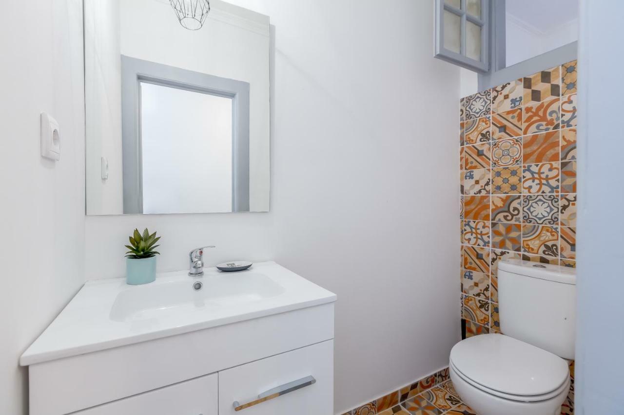 Apartamento Alfama, Bright And Spacious With Private Terrace, By Timecooler *