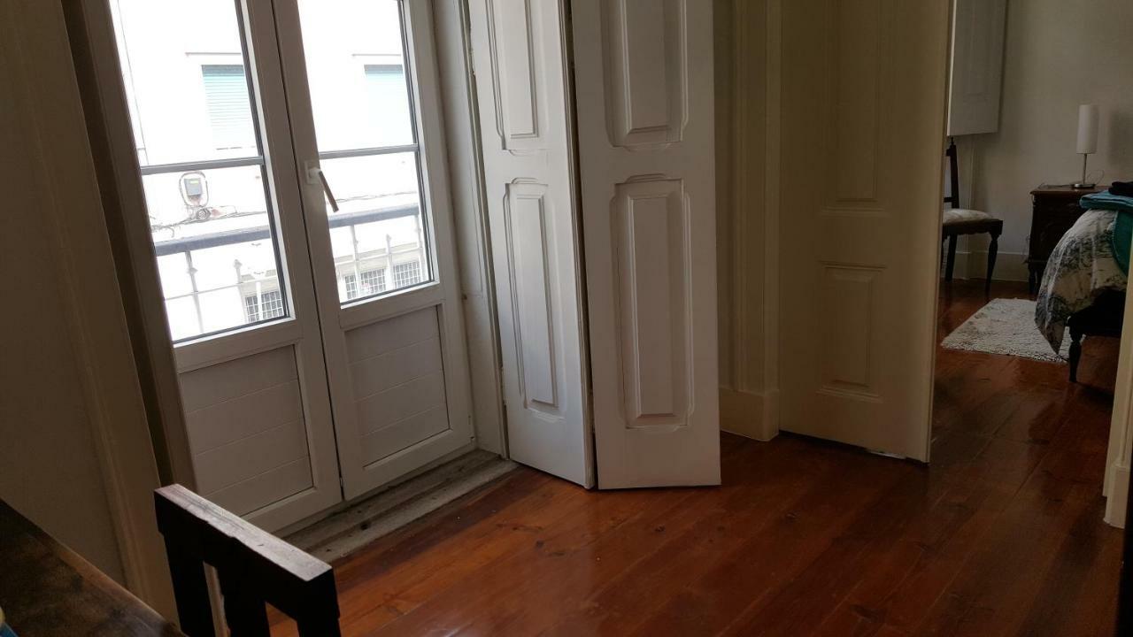 Grandmommy's House - Traditional And Comfy Lisboan Appartement