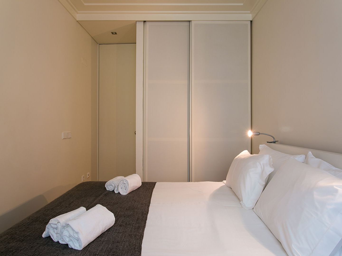 Joivy Elegant 2br With Workspace Nearby Baixa-chiado Subway Appartement *