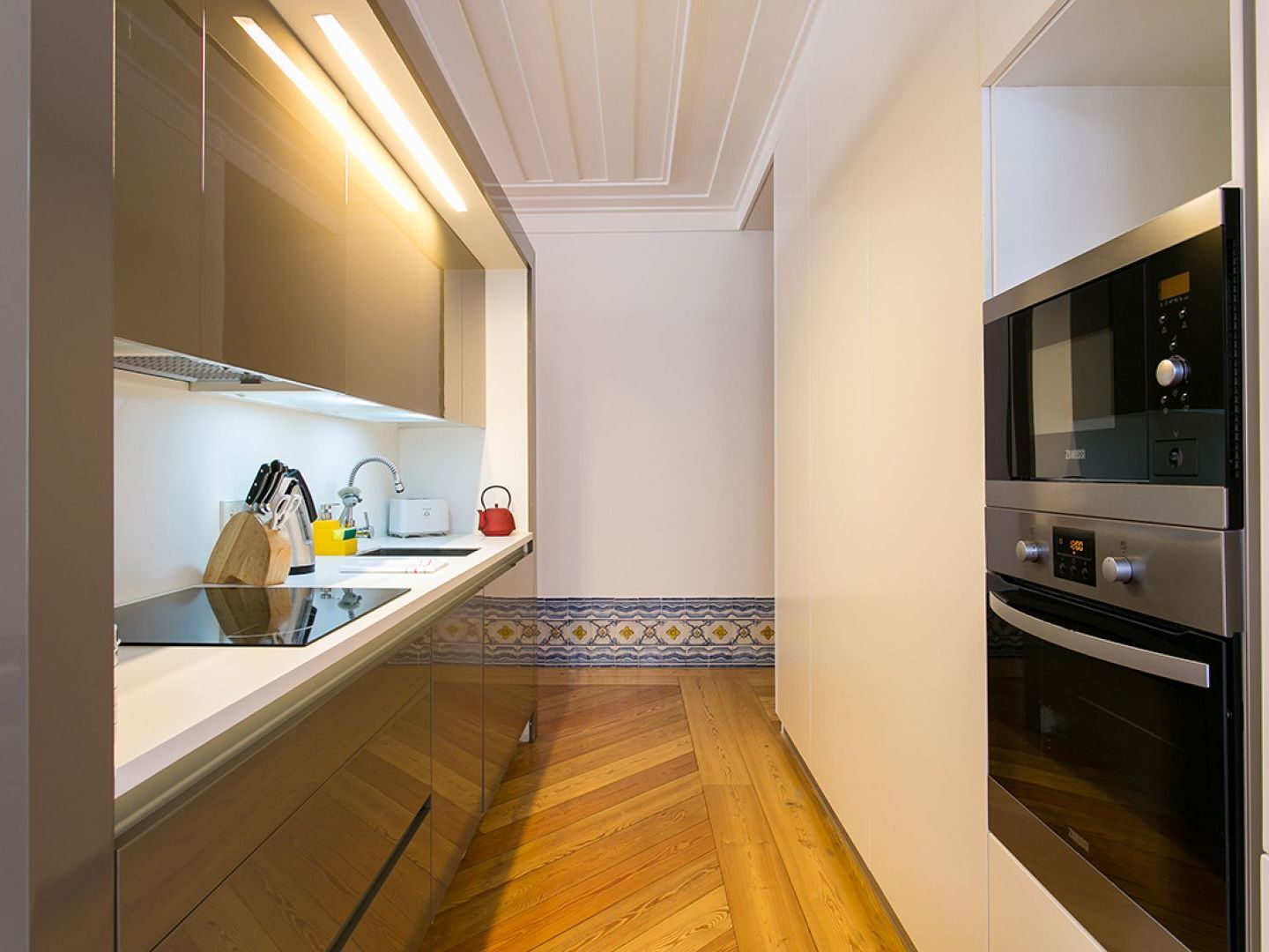Appartement Joivy Elegant 2br With Workspace Nearby Baixa-chiado Subway